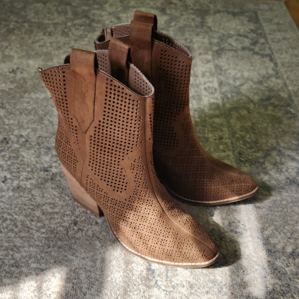 Coconuts by Matisse backroad Western boots